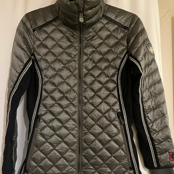 CD Alps Belted Puffer Jacket Gray Polyester
